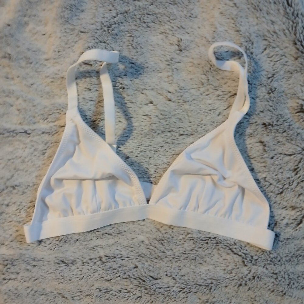 Asos Women's Unlined Wireless Triangle Bralette SZ 6 NWOT White